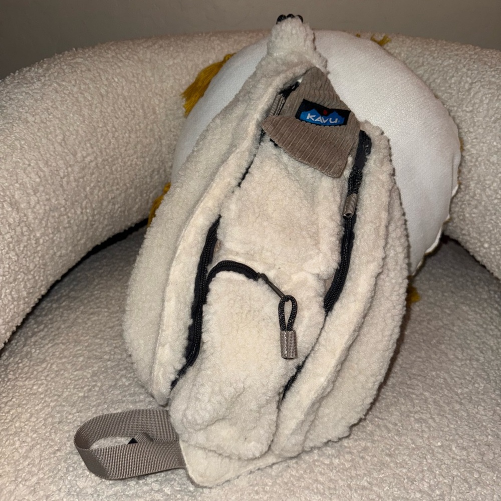 Kavu Cream Sherpa Crossbody Bag